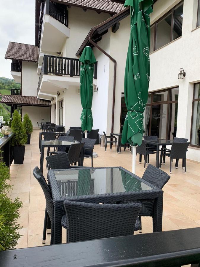 Hotel Flori De Mar Poiana Mărului Exterior foto